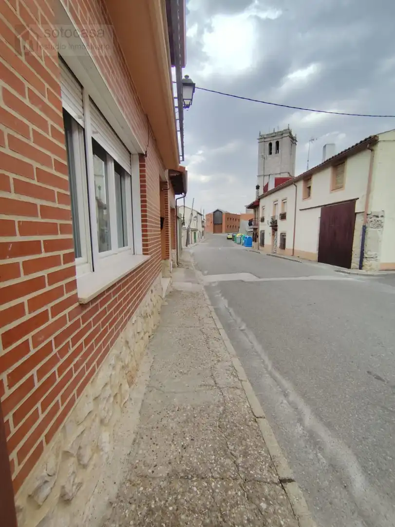 Exterior view of Detached homes for sale in Esguevillas de Esgueva  with Heating, Terrace and Furnished