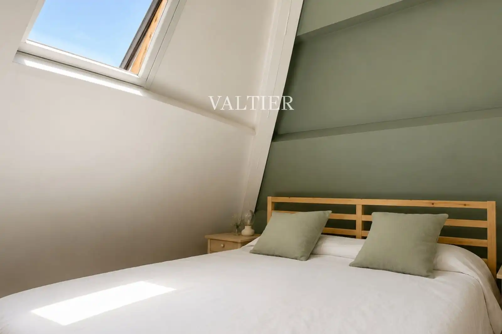 Habitación de Dúplex en venta en Madrid con Aire acondicionado, Calefacción y Terraza