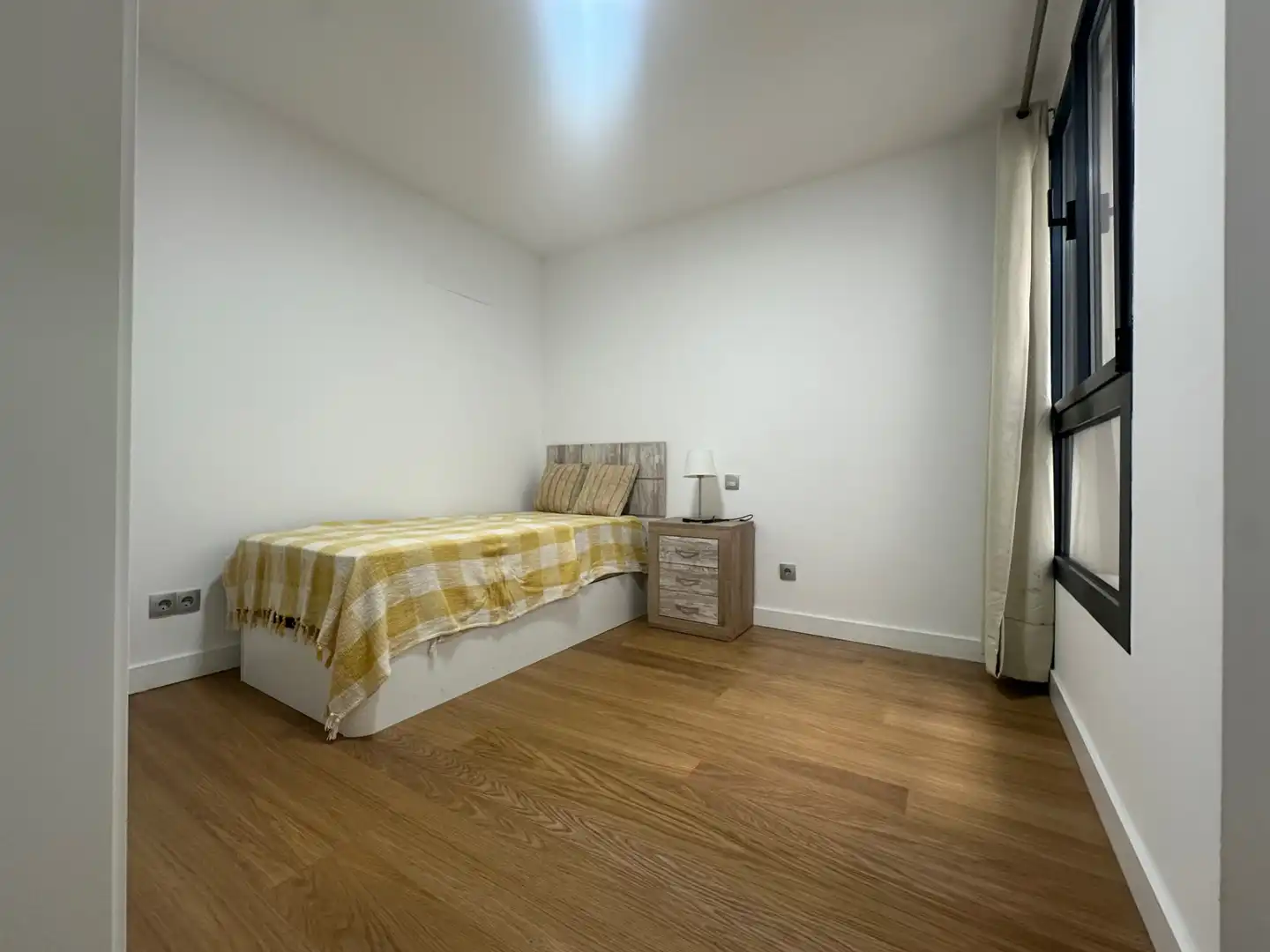 Bedroom of Flat for sale in Las Palmas de Gran Canaria  with Storage room
