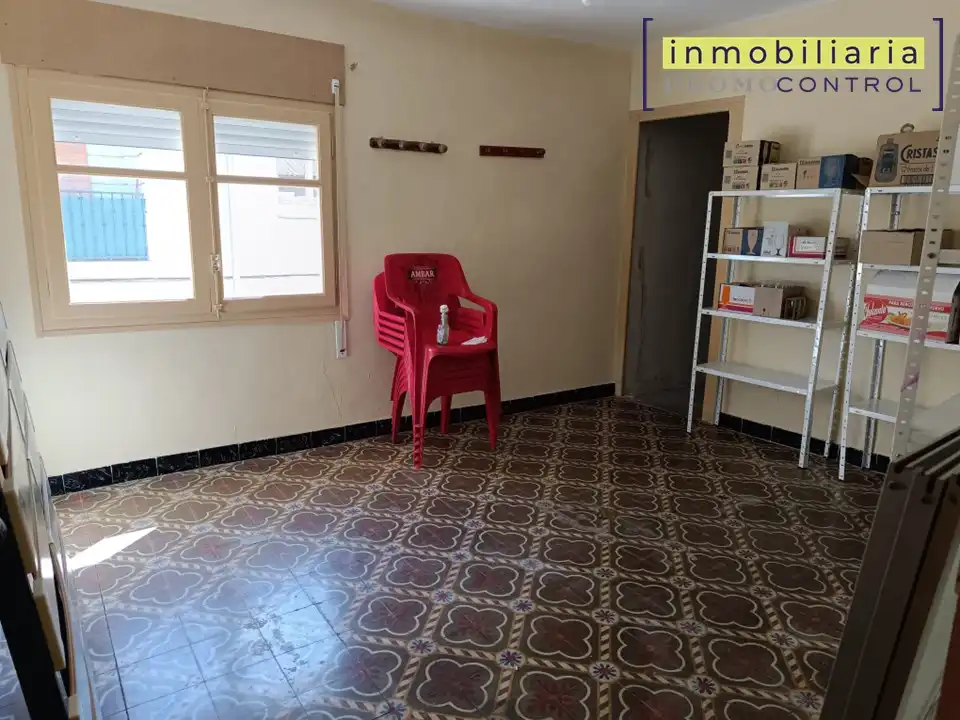 Einfamilien-Reihenhaus zum Verkauf in San Mateo de Gállego mit Terrasse, Möbliert und Mikrowelle