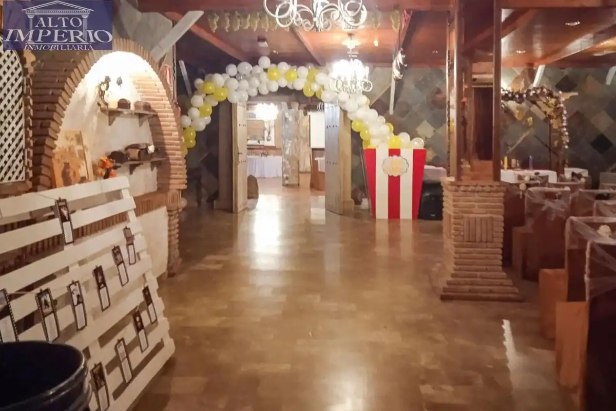 Local comercial en venda a Pinos Genil, imagen 38