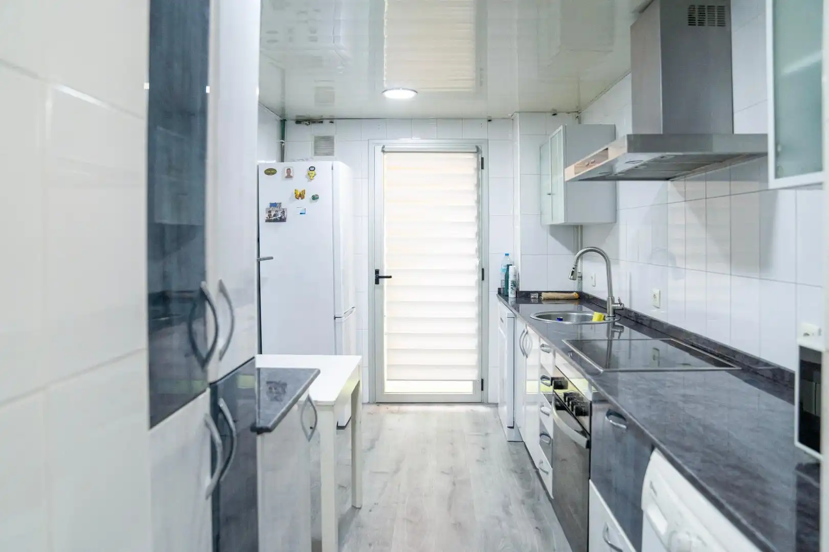 Cocina de Planta baja en venta en Montgat con Aire acondicionado, Calefacción y Jardín privado