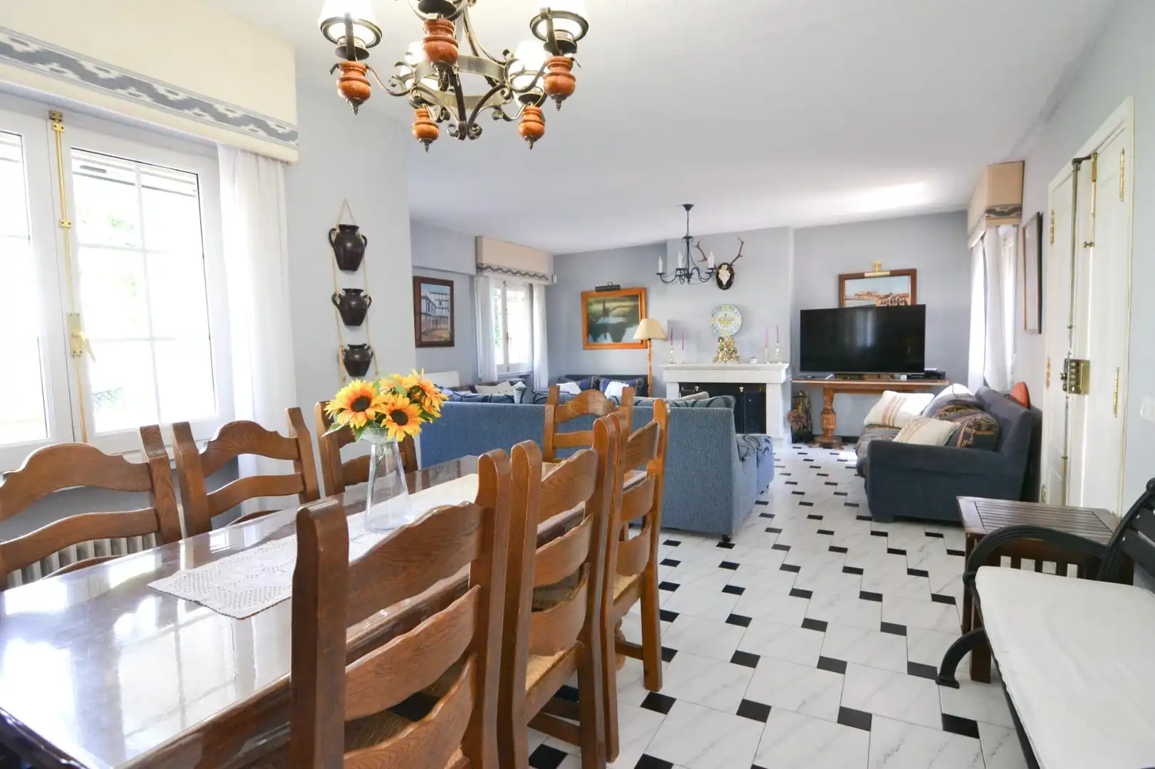 Menjador de Casa o xalet en venda en San Martín de Valdeiglesias amb Jardí privat, Terrassa i Traster