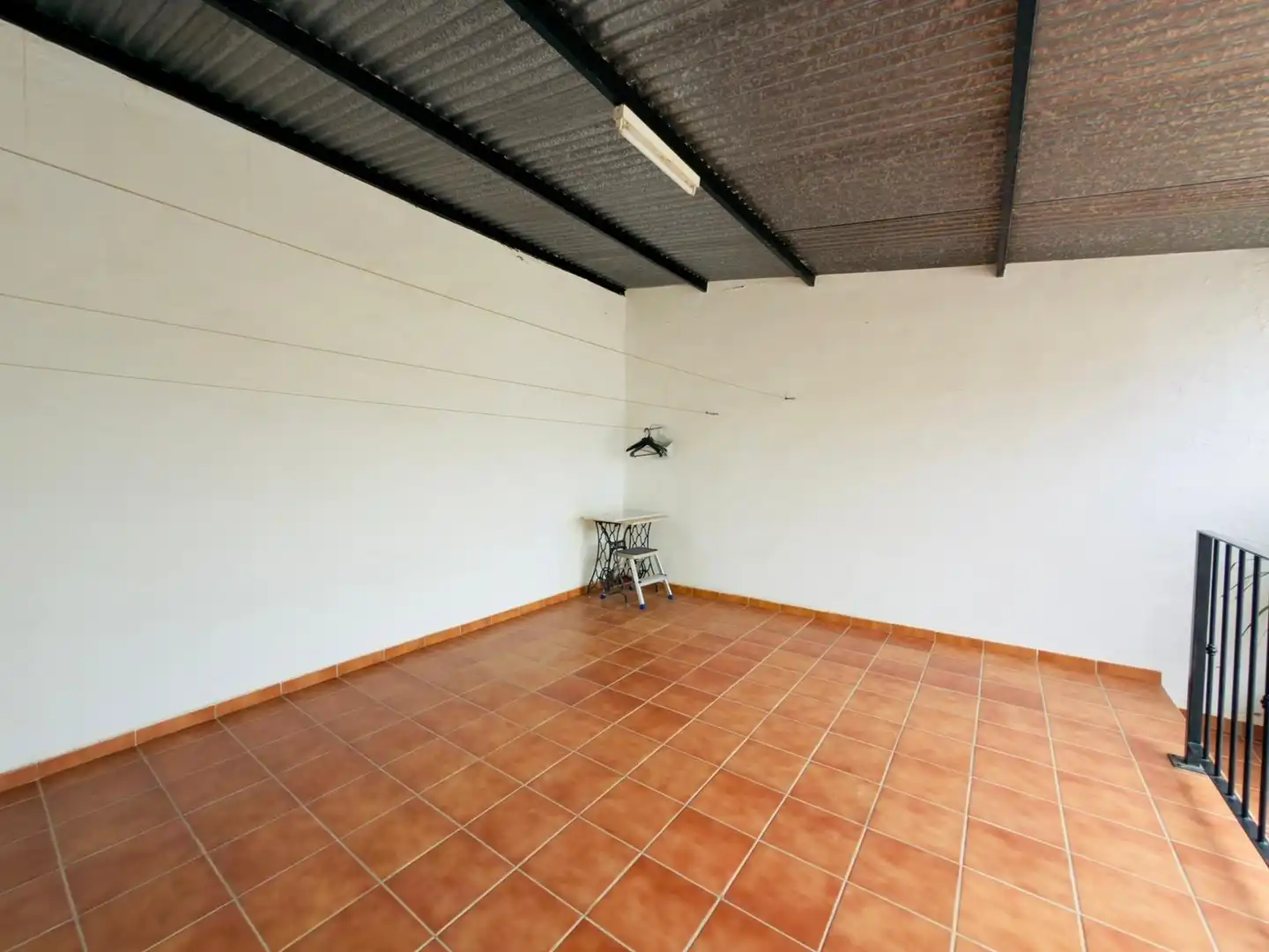 Houses for sale in La Granja de la Costera  with Air Conditioner