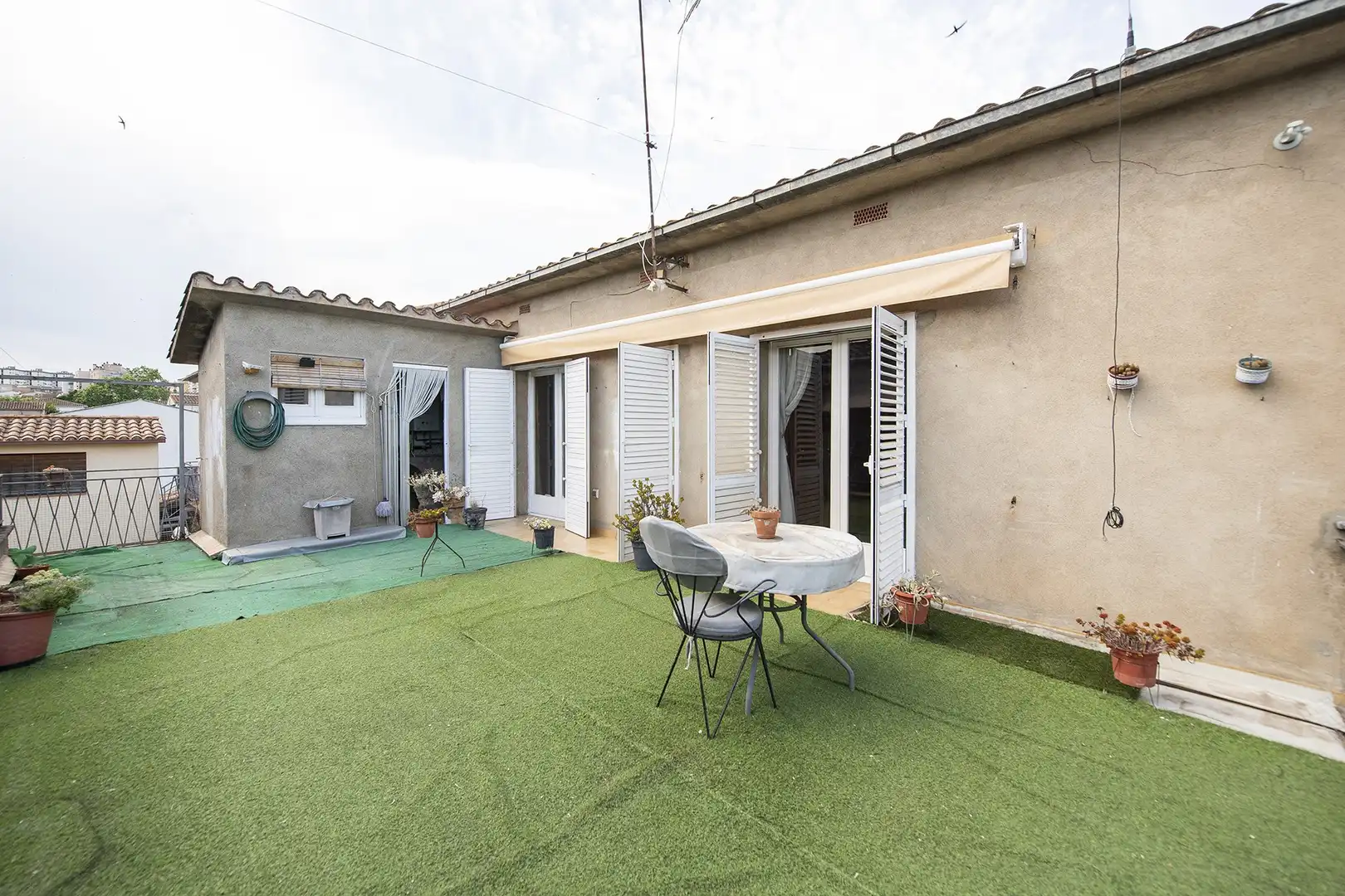 Terrasse von Einfamilien-Reihenhaus zum Verkauf in Banyoles mit Klimaanlage, Heizung und Terrasse