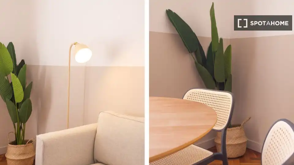 Sala de estar de Piso para compartir en Barcelona con Aire acondicionado, Calefacción y Amueblado