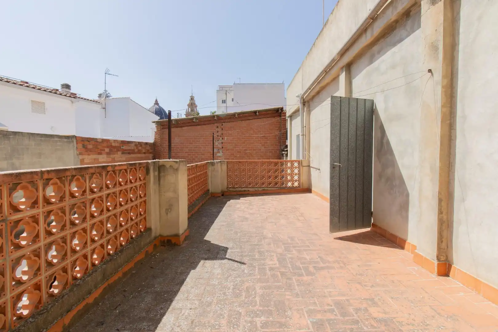 Terrace of Country homes for sale in Rafelbuñol / Rafelbunyol  with Air Conditioner, Terrace and Furnished