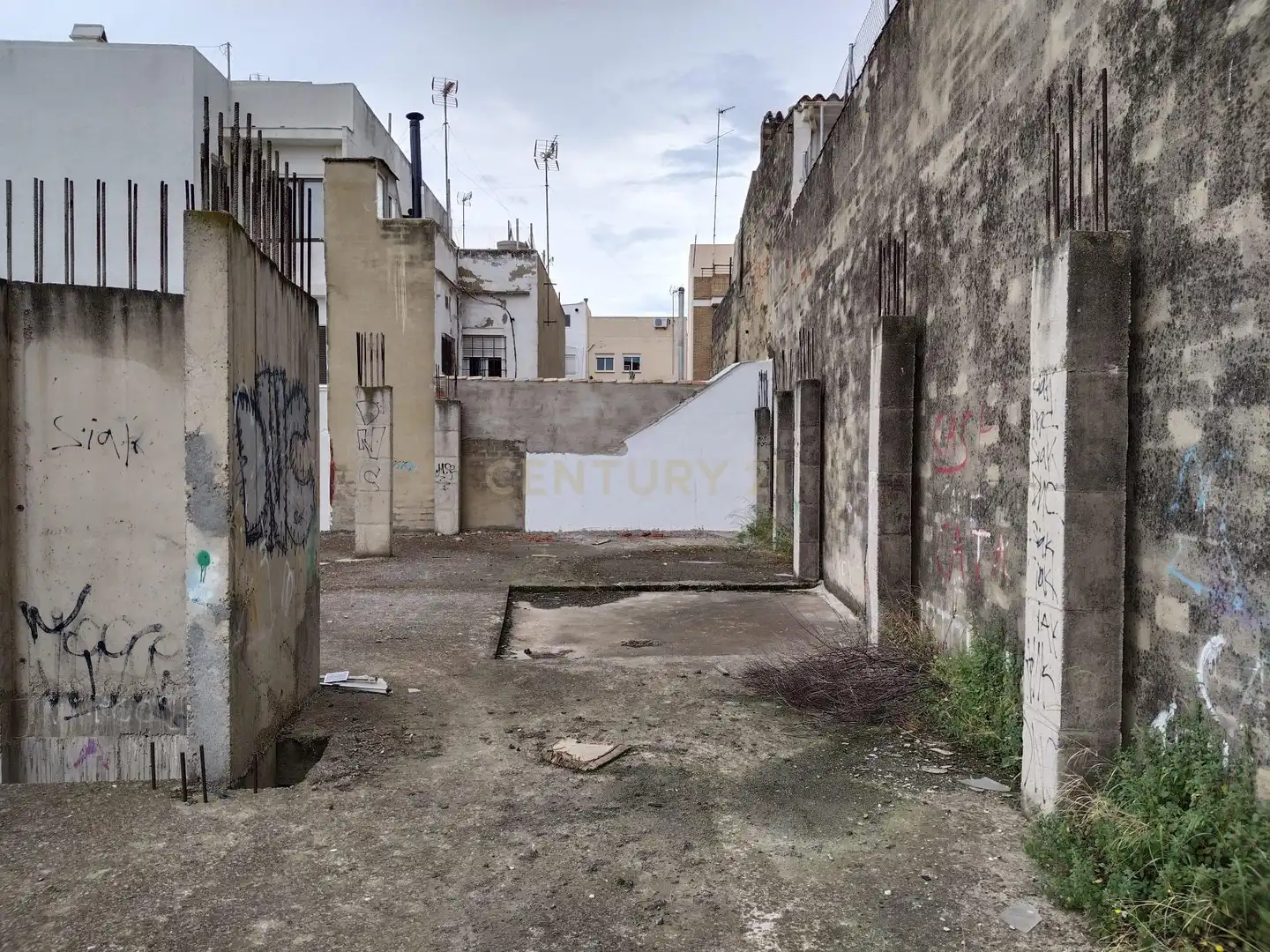 Vista exterior de Edificio en venta en Benetússer