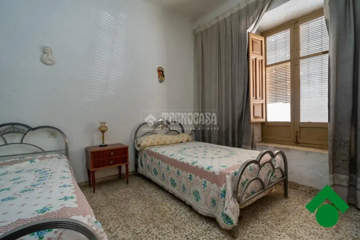 Habitación de Casa adosada en venta en Valderrubio