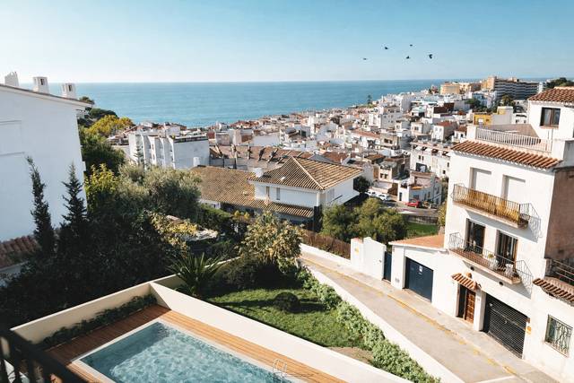 Piso en Venta en Carrer Verge de Montserrat, 17 en Urbanitzacions