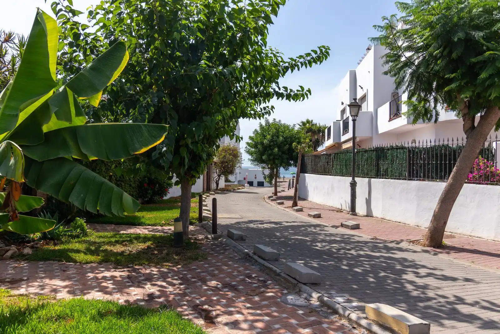 Außenansicht von Country house zum Verkauf in Estepona mit Klimaanlage, Privatgarten und Möbliert