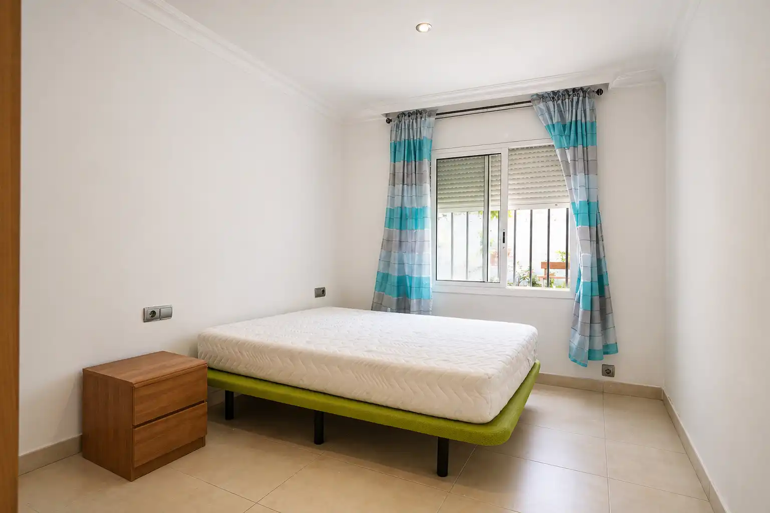 Piso en venta en Plaça Josep Maria Folch i Torres, Mestral