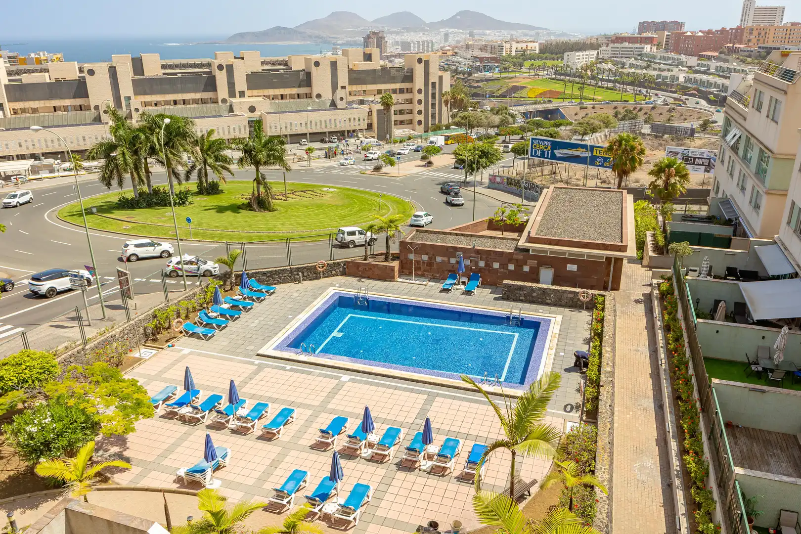 Swimming pool of Flat for rent in Las Palmas de Gran Canaria