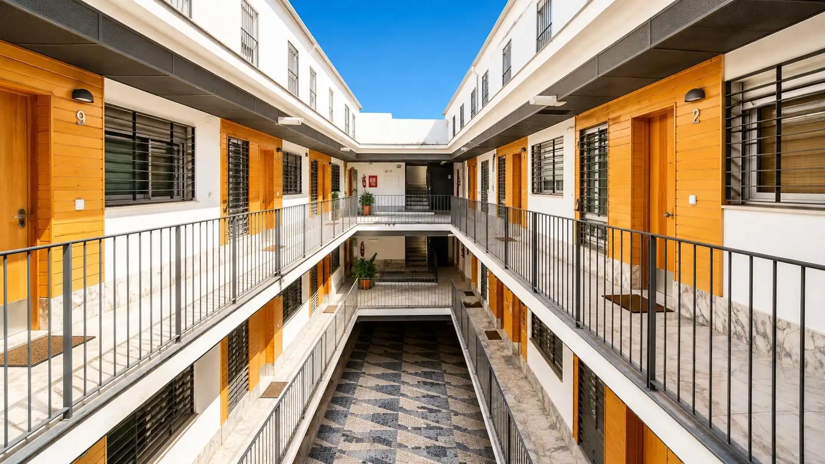 Vista exterior de Àtic en venda en Badajoz amb Aire condicionat i Calefacció