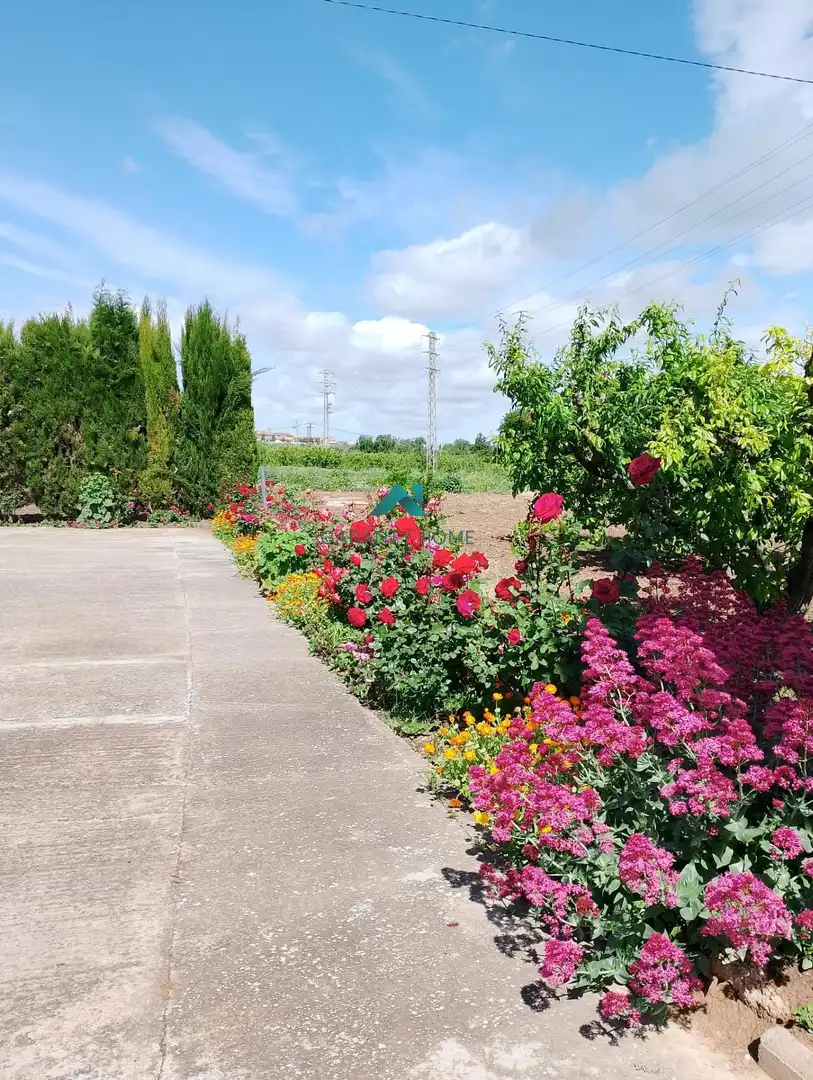 Jardín de Casa o chalet en venta en Lleida con Calefacción, Jardín privado y Trastero