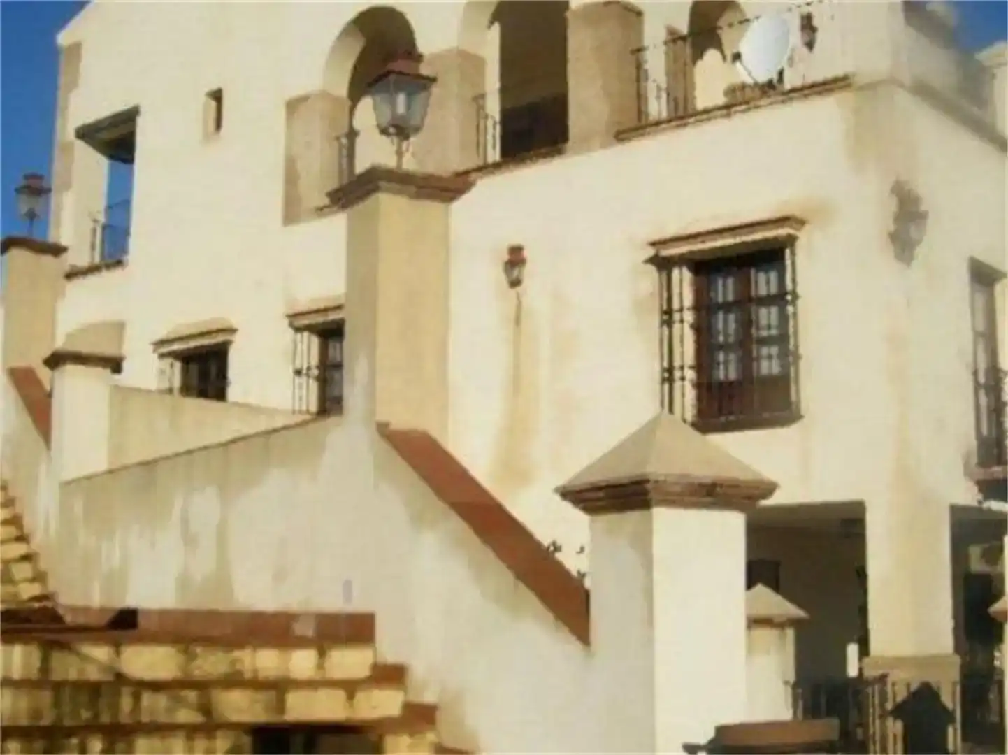 Vista exterior de Local en venta en Castilblanco de los Arroyos con Aire acondicionado, Parquet y Amueblado