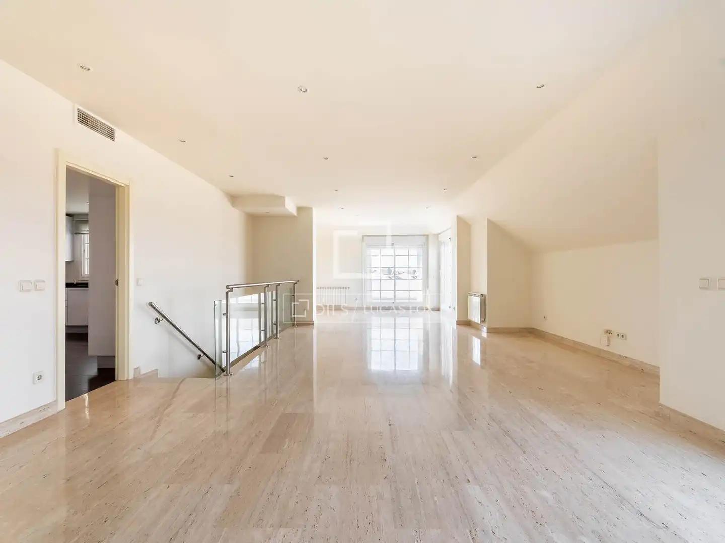 Attic for sale in Majadahonda  with Air Conditioner, Heating and Private garden