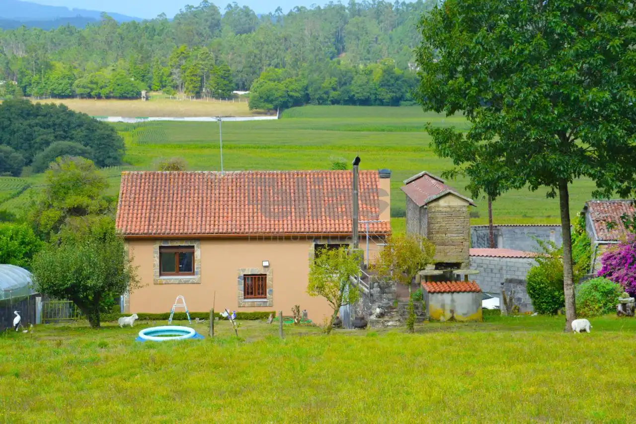 Jardí de Casa o xalet en venda en Zas amb Calefacció, Jardí privat i Traster