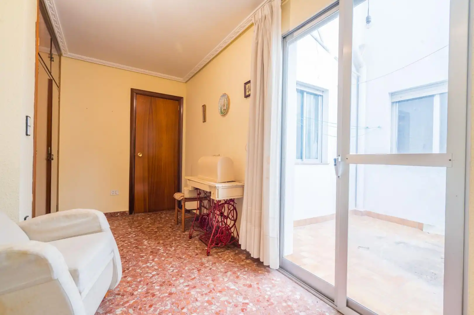 Casa adosada en venta en Sagunto / Sagunt con Terraza