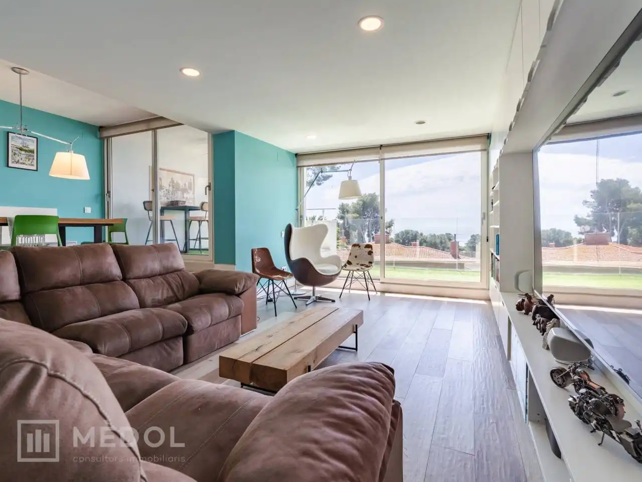 Sala de estar de Casa adosada en venta en Tarragona con Aire acondicionado, Calefacción y Jardín privado
