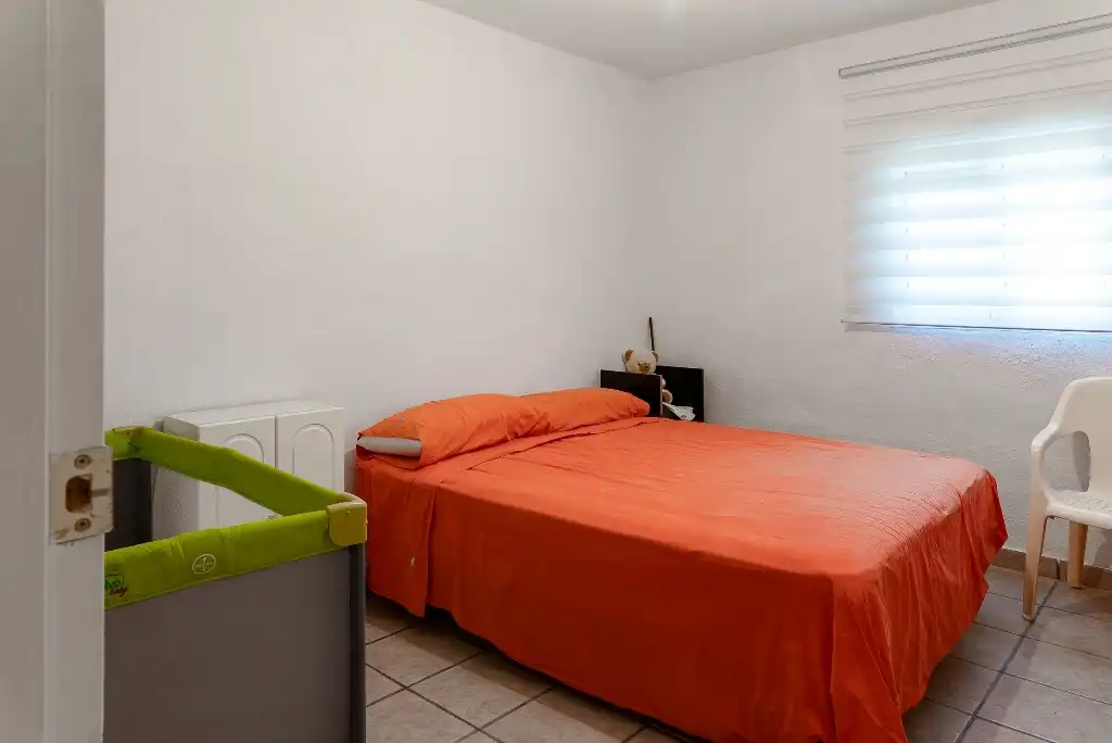 Habitación de Casa o chalet en venta en Castalla con Jardín privado, Piscina y Amueblado