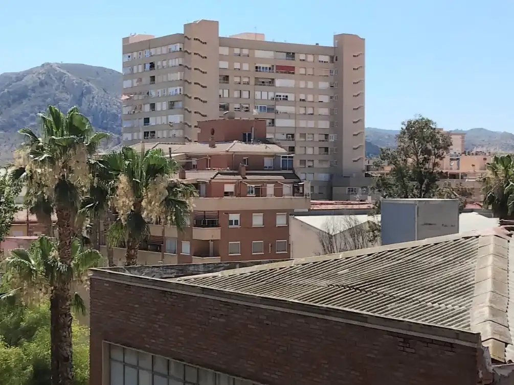 Vista exterior de Piso en venta en Elda con Aire acondicionado y Balcón