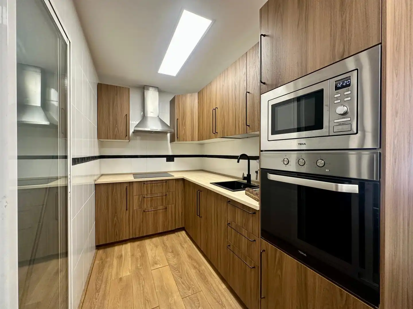 Kitchen of Flat for sale in Cartagena  with Air Conditioner, Terrace and Balcony