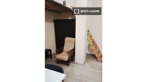 Foto 5 de Habitación en Canillejas, Madrid Capital