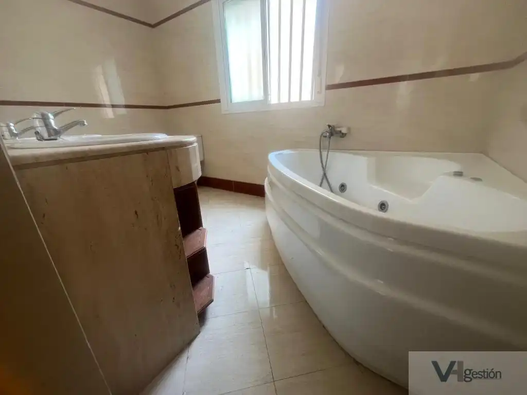 House with pool for sale in Castilleja de Guzmán, imagen 7