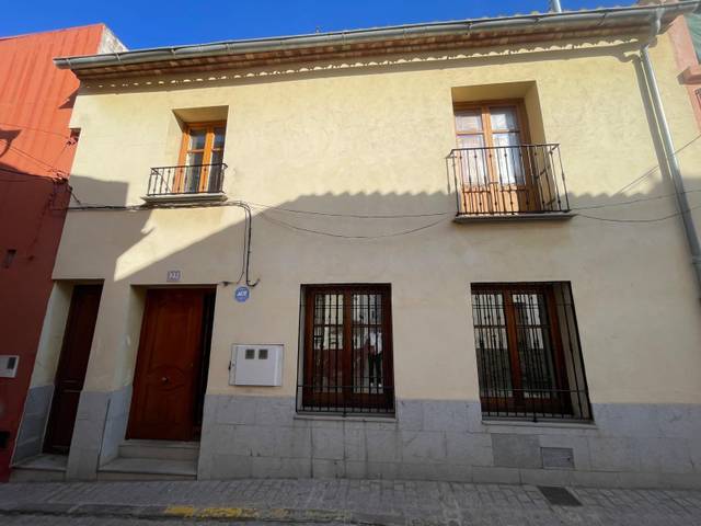 Casa adosada en Venta en  DOLORES LOS, 25 en Centro - El Castillo