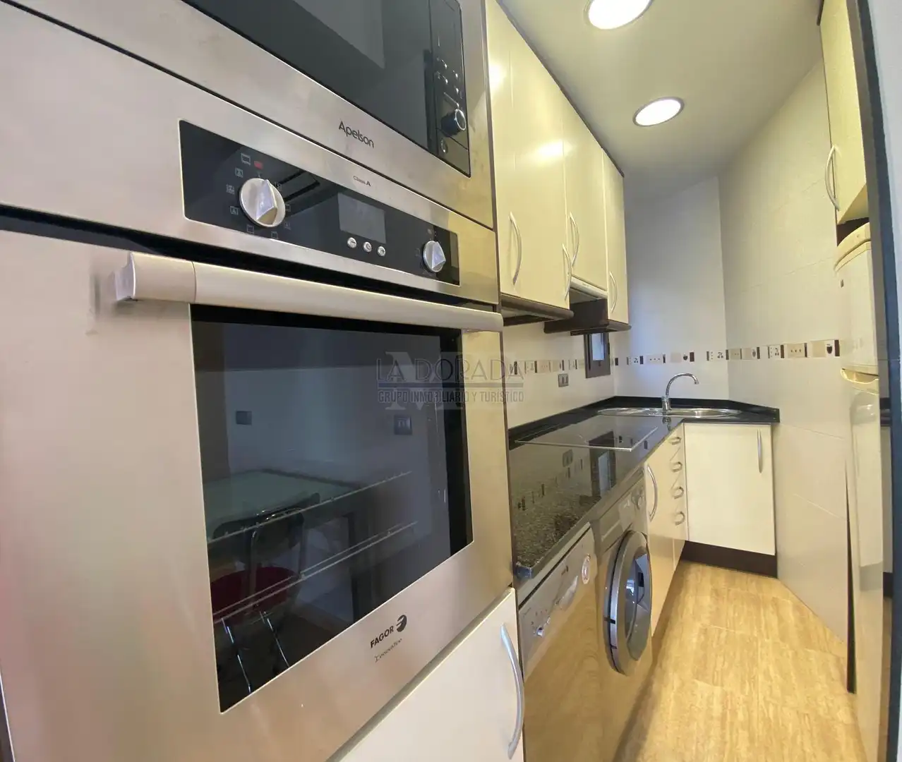 Küche von Wohnung zum Verkauf in Cambrils mit Klimaanlage, Terrasse und Möbliert