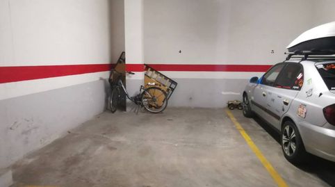 Foto 2 von Garage zur Miete in Calle Santa Genoveva Torres, 26, Sant Llorenç - Zona Alfahuir, Valencia Capital