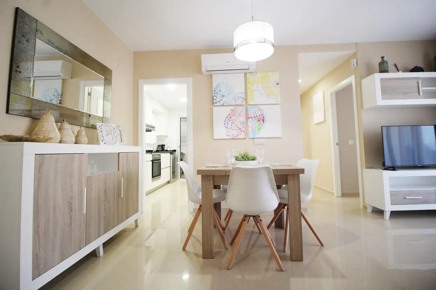Comedor de Apartamento en venta en Oropesa del Mar / Orpesa con Aire acondicionado, Jardín privado y Terraza