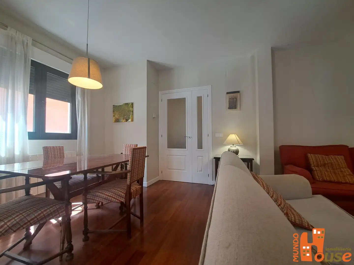 Sala de estar de Casa adosada en venta en Real Sitio de San Ildefonso con Calefacción y Amueblado