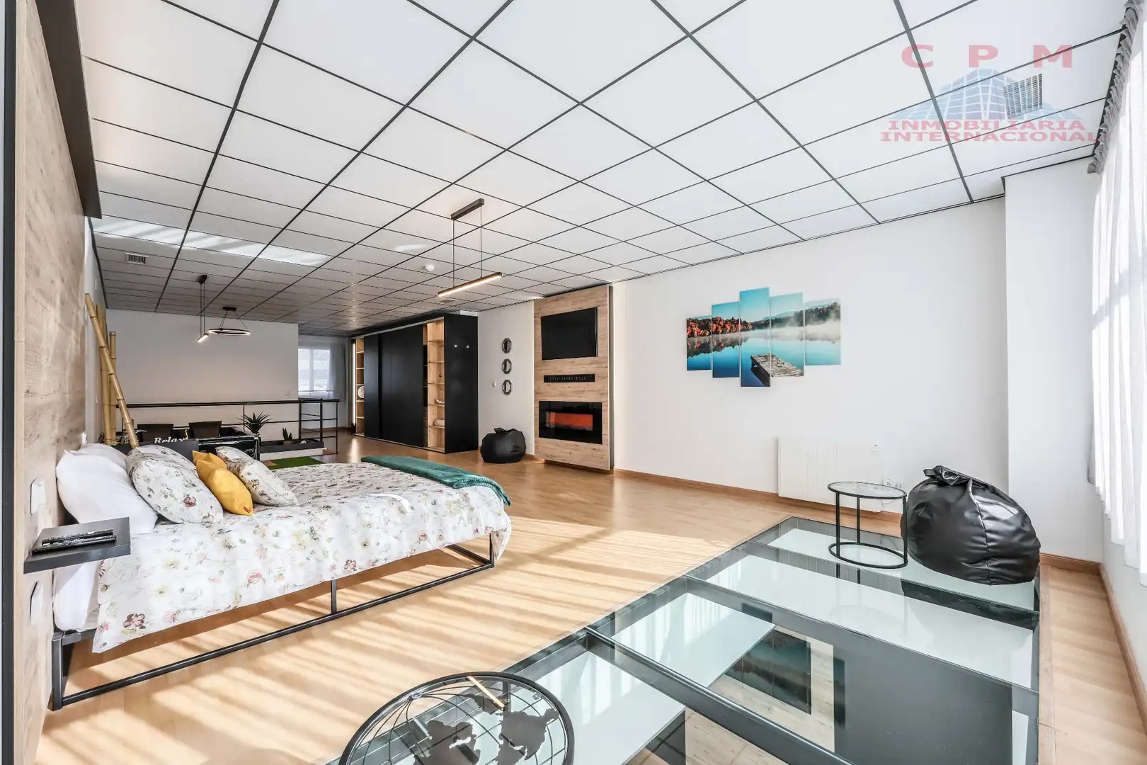 Living room of Duplexes for rent in Alcobendas  with Air Conditioner, Heating and Parquet flooring
