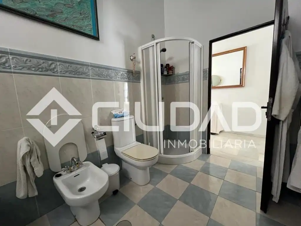 Bathroom of Houses for sale in Sanlúcar de Barrameda  with Terrace, Storage room and Balcony