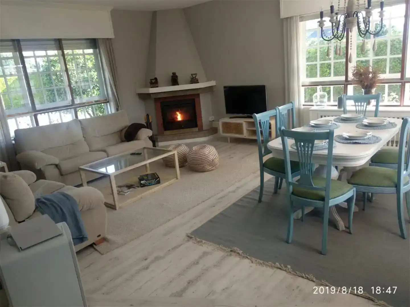 Sala de estar de Casa o chalet de alquiler en Cabanas con Jardín privado, Parquet y Piscina