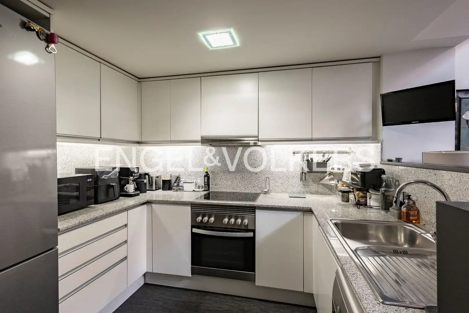 Kitchen of Duplexes for sale in Barcelona  with Air Conditioner, Heating and Parquet flooring