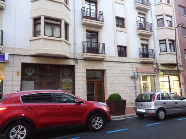 Local comercial en venta en Avenida La Rioja