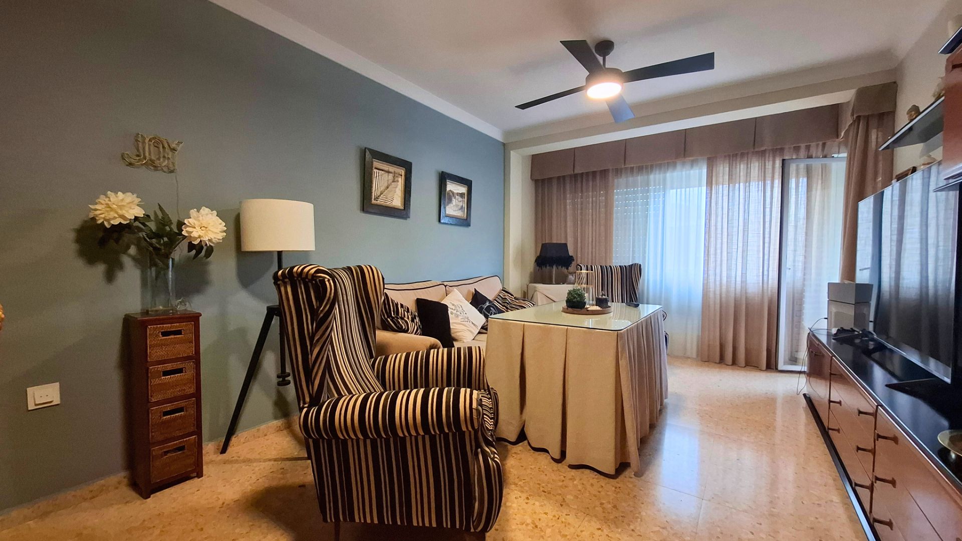 Living room of Flat for sale in  Córdoba Capital  with Air Conditioner, Heating and Terrace