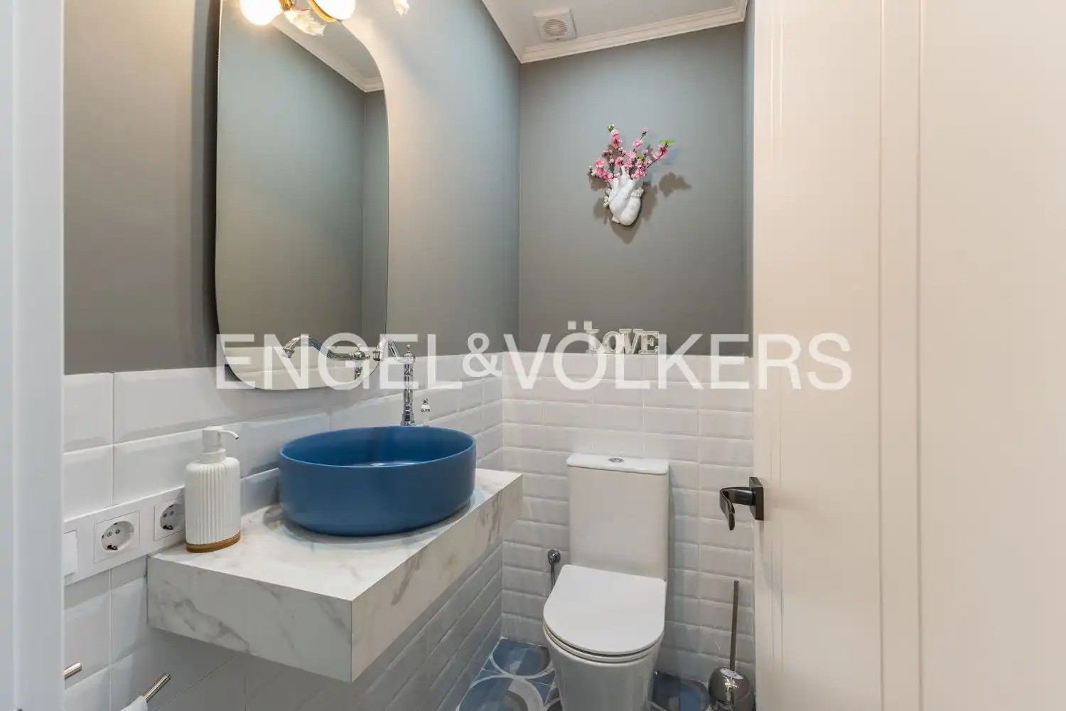 Baño de Piso de alquiler en Valencia con Aire acondicionado, Calefacción y Amueblado