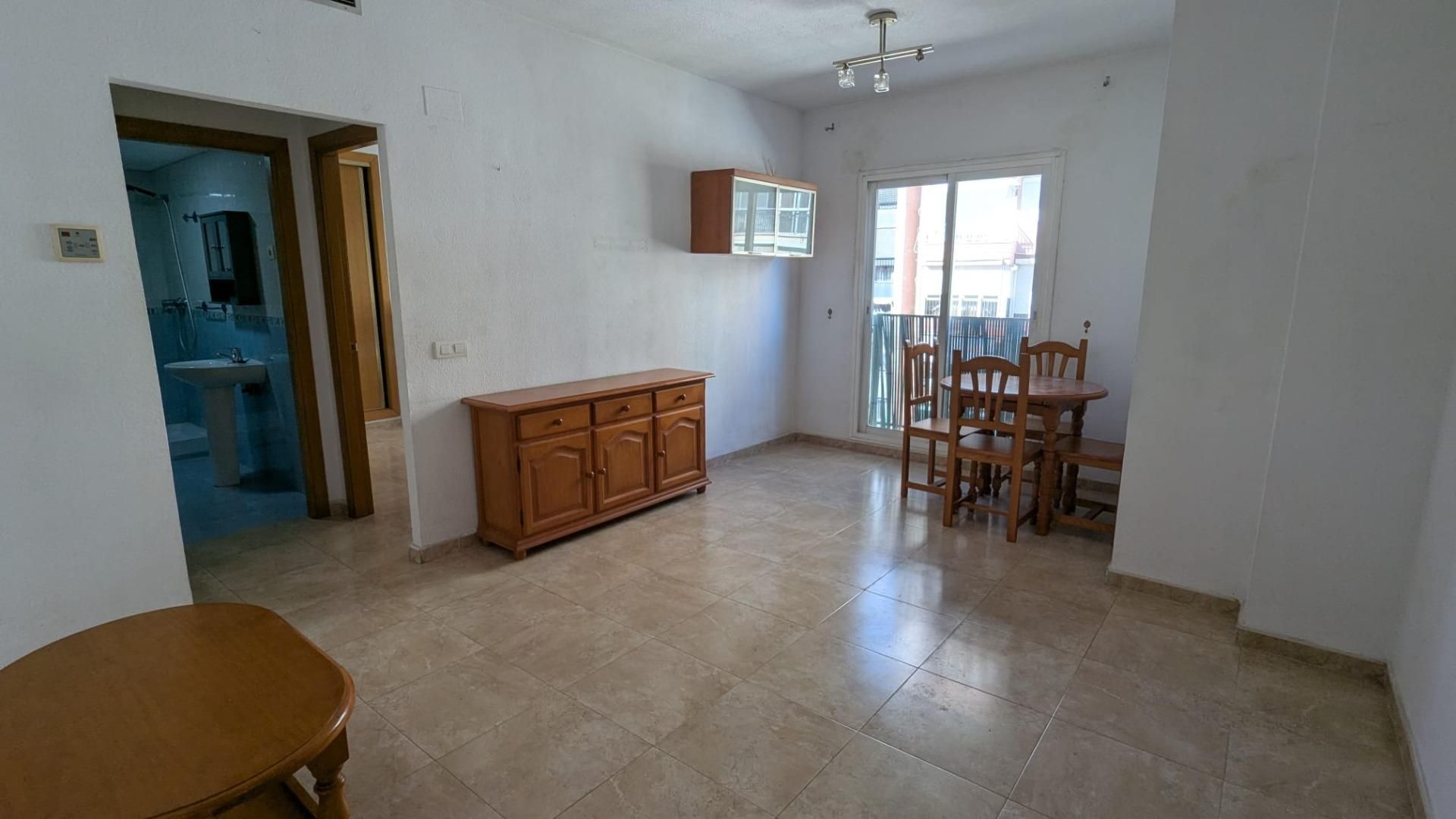 Flat for sale in Calle Héroe de Sostoa, Parque Ayala - Jardín de la Abadía - Huelín