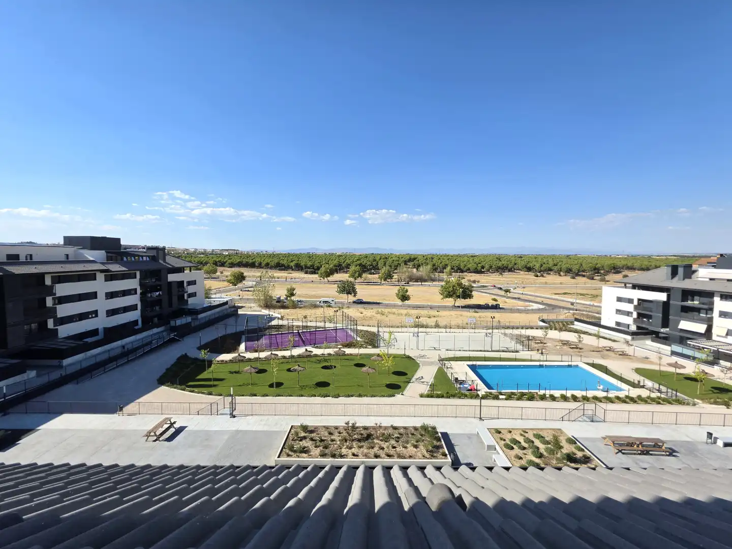 Àtic amb piscina de lloguer a Avenida de la Guardia Civil