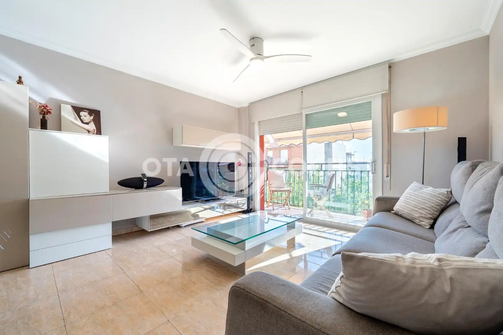 Appartamento con terrazza in vendita a INDEPENDENCIA, imagen 4