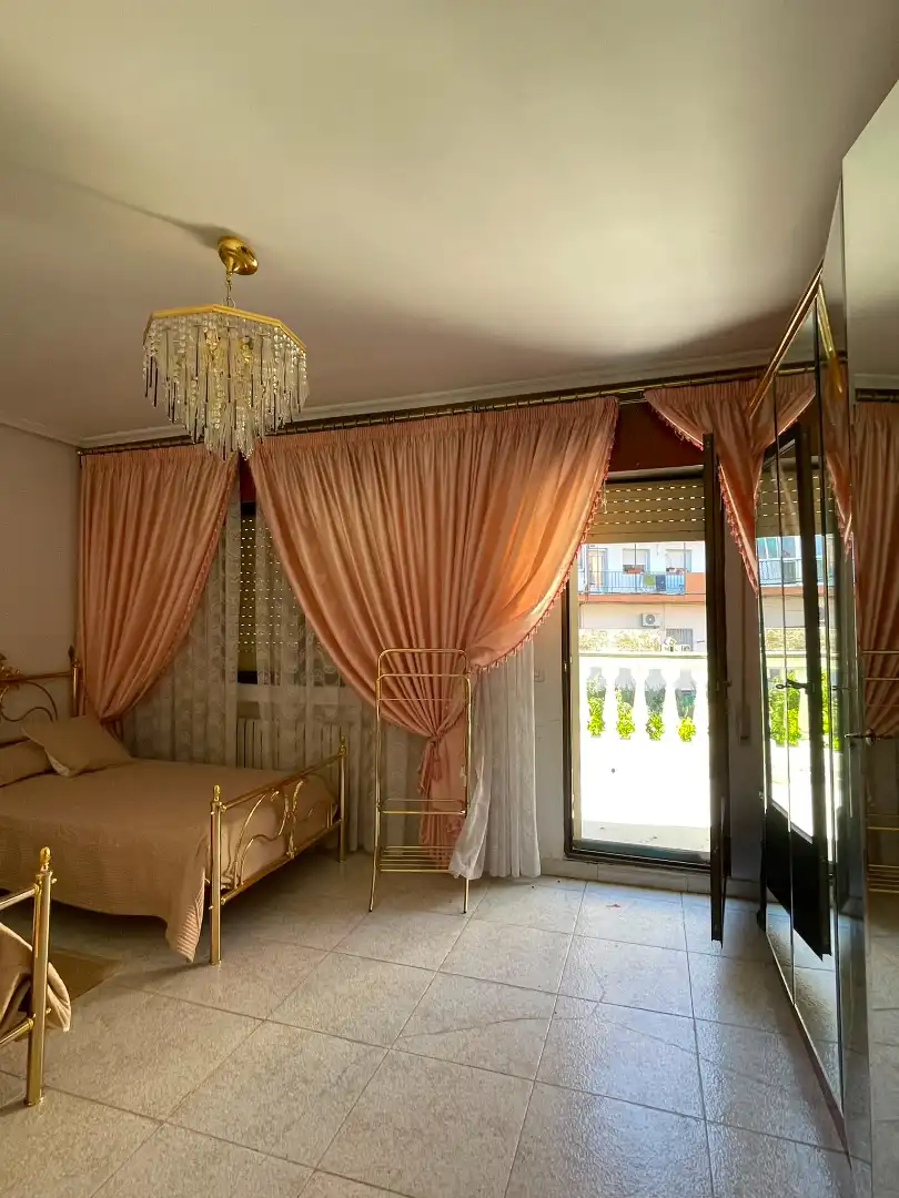 Bedroom of Houses for sale in Plasencia  with Heating, Private garden and Terrace