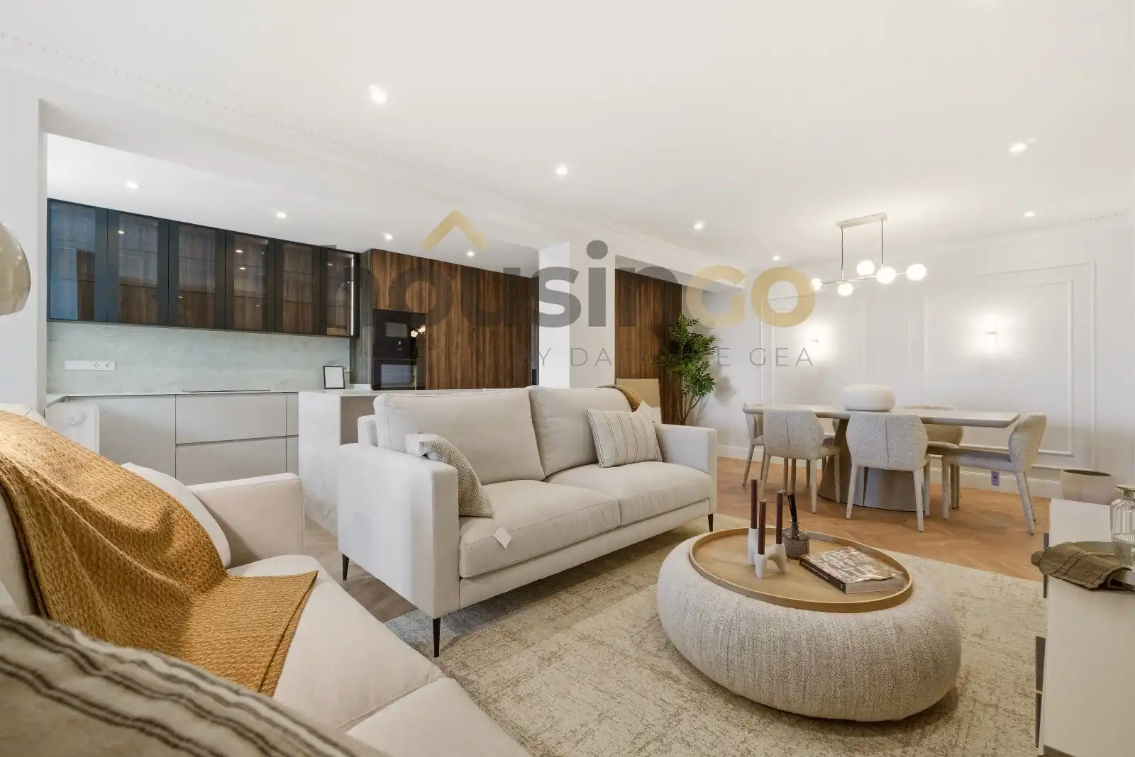 Sala d'estar de Pis en venda en Madrid amb Aire condicionat, Calefacció i Parquet
