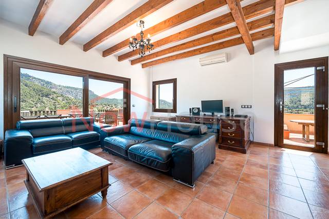 Casa adosada en Venta en Carrer des Trast, 5 en Puigpunyent