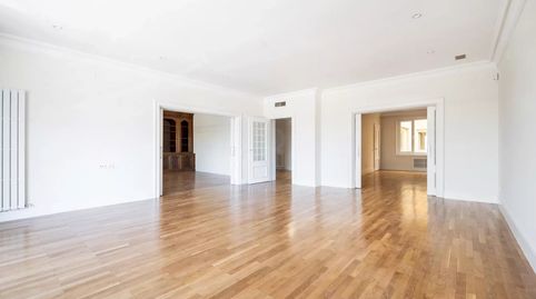 Photo 3 of Flat for rent in Universidad - Malasaña, Madrid Capital