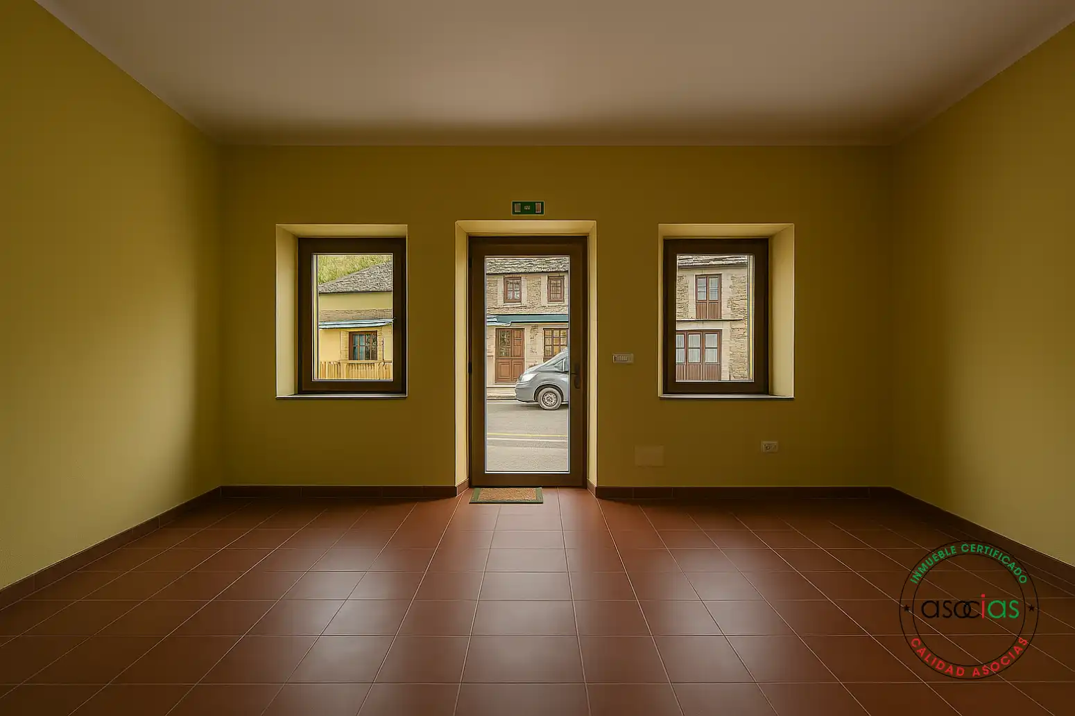 Local en venta en Teverga con Amueblado