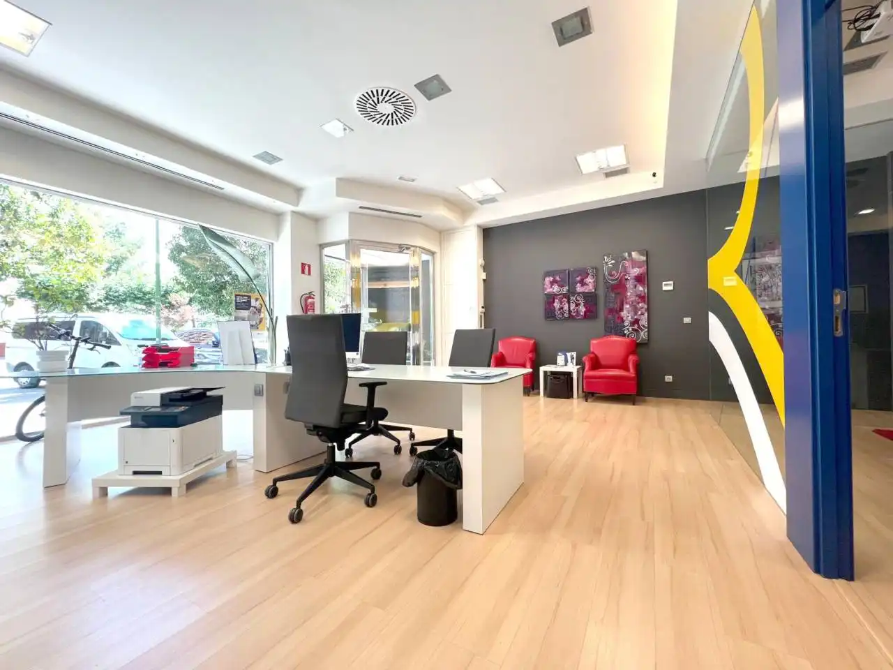 Büro zur Miete in Burgos mit Klimaanlage und Heizung